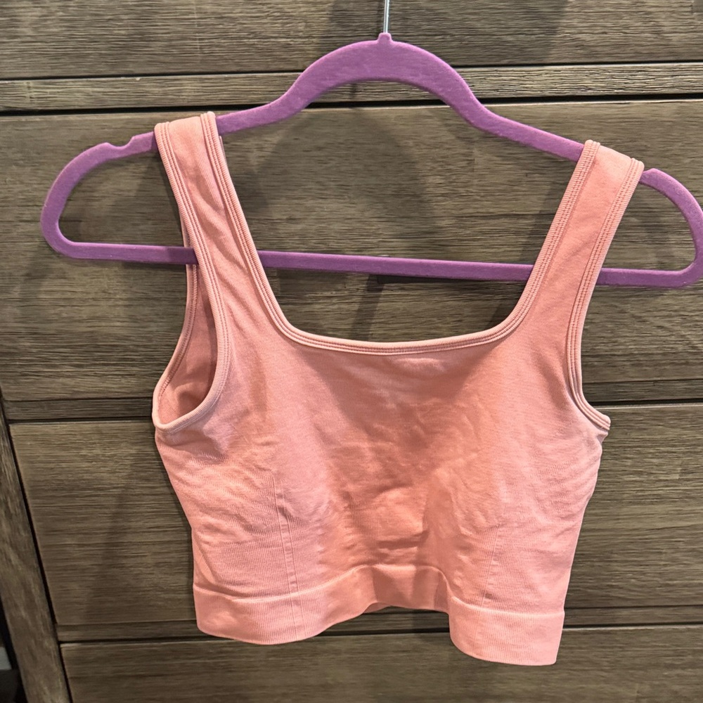 Knix Tank with Built in Shelf Bra Size Large NWOT